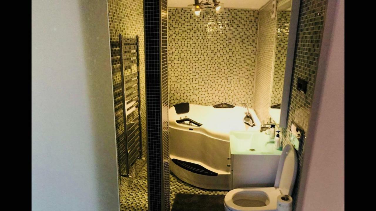 Eric Apartment 100 부쿠레슈티 외부 사진